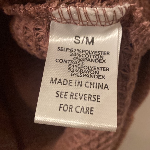 Wishlist double vneck waffle Knit sweater size S/M - Picture 4 of 5